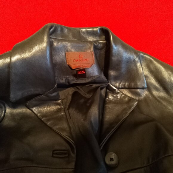 Danier Black Leather Coat Jacket with buttons - Picture 12 of 16
